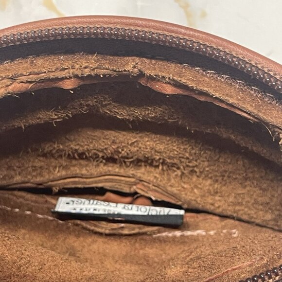 Vintage Victoria Leather Co. Bag Made in USA Brown Genuine Zip Leather Belt Bag - Picture 8 of 8